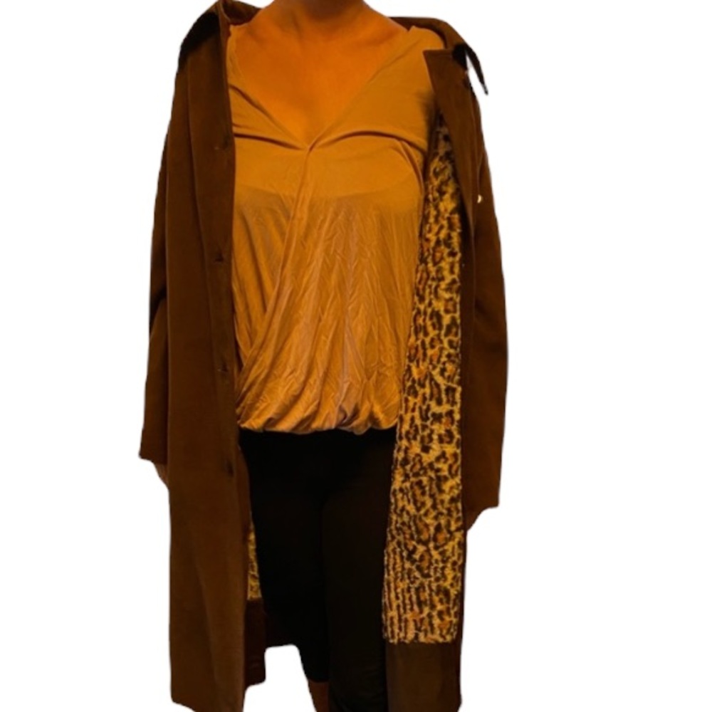70’s/80’sVintage Faux suede brown duster coat with faux fur leopa…